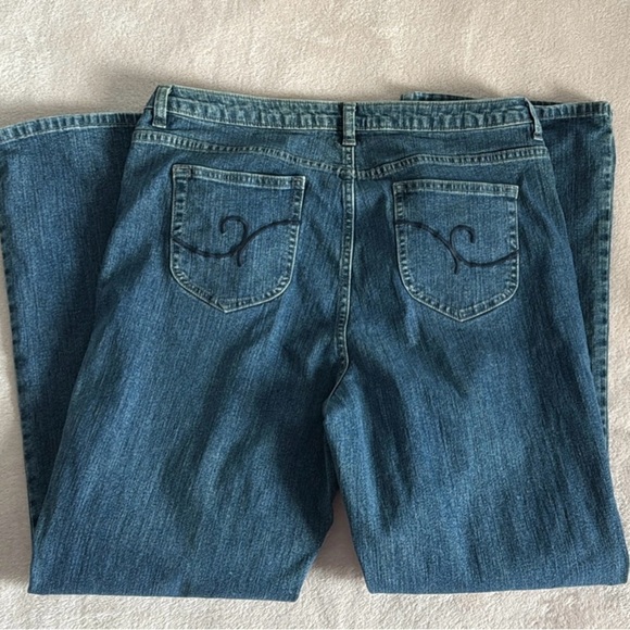 Chico's Blue Straight Leg Jeans Size 1.5 - Picture 2 of 3